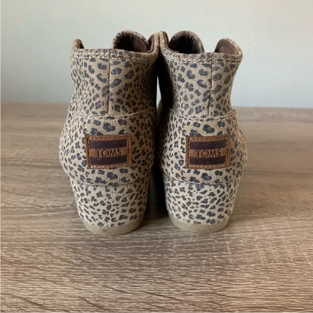 Toms Cheetah Print Booties